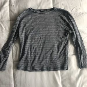Brandy Melville cropped shirt